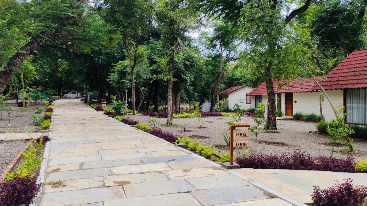 Aranya Vilas Udaipur Bagian luar foto
