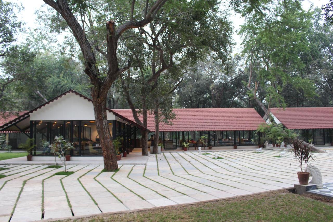Aranya Vilas Udaipur Bagian luar foto